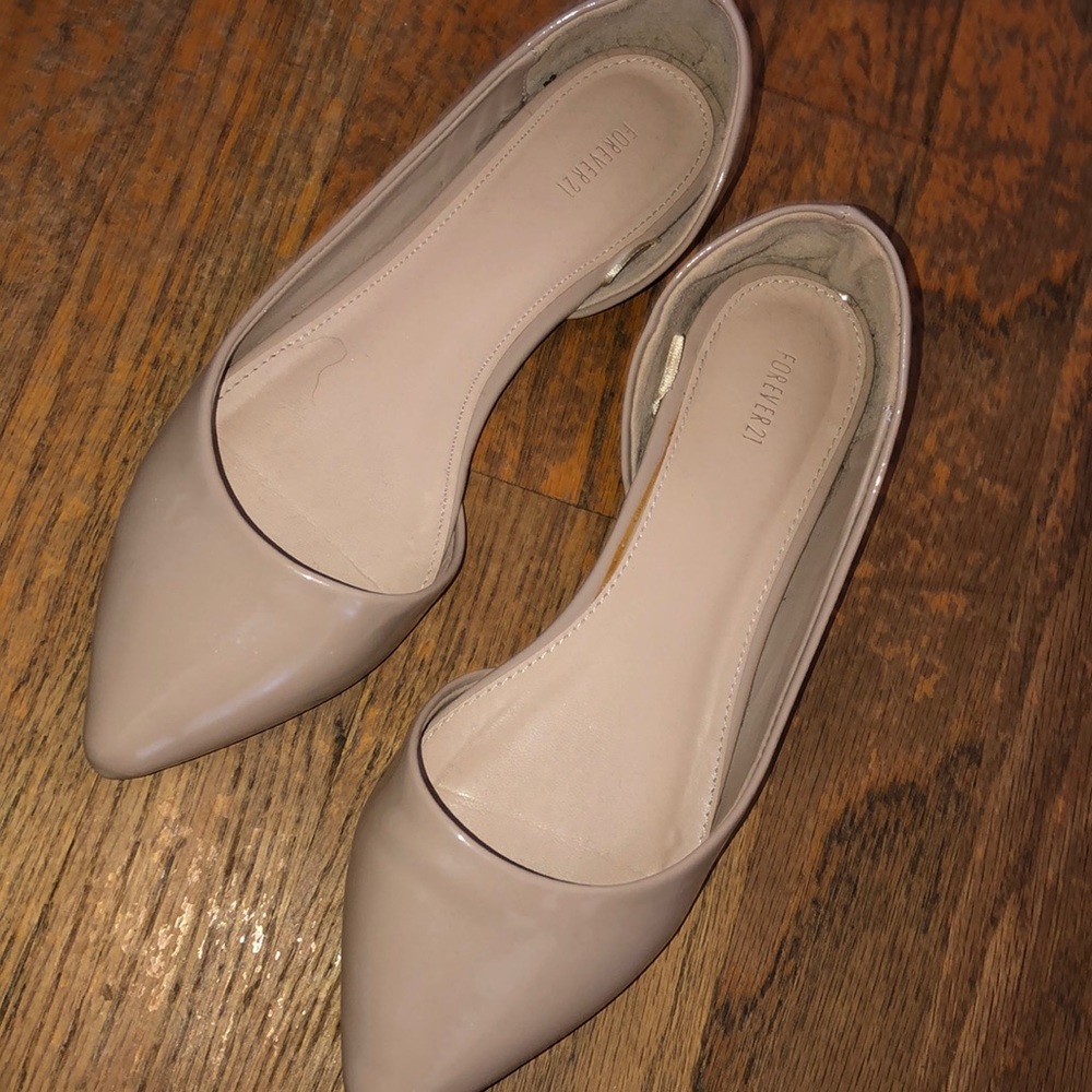 Nude flats